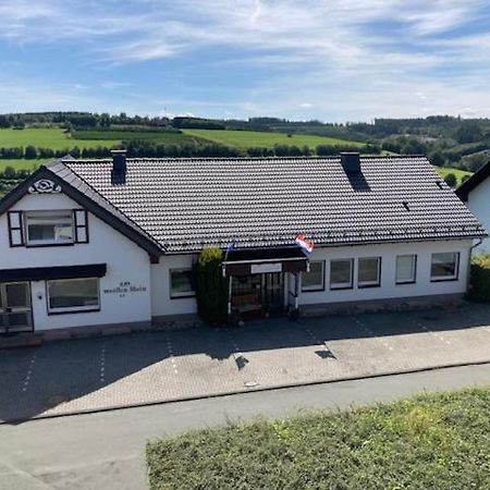 Bed & Breakfast Weisser Stein Шмаленберг Екстериор снимка