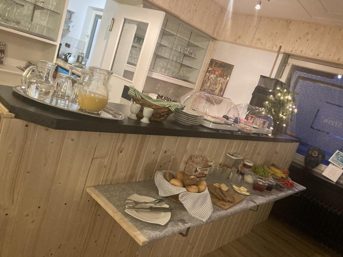 Bed & Breakfast Weisser Stein Шмаленберг Екстериор снимка