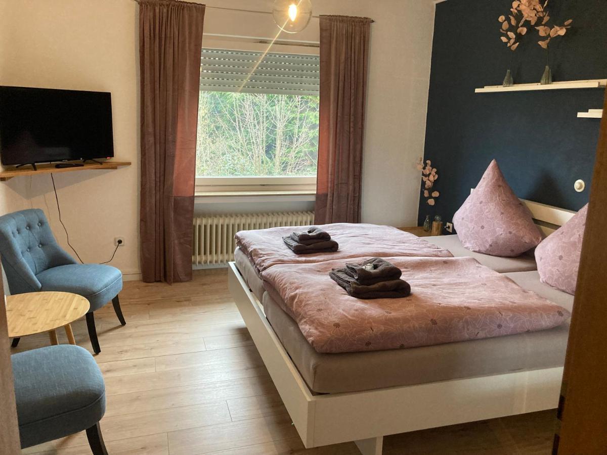 Bed & Breakfast Weisser Stein Шмаленберг Екстериор снимка